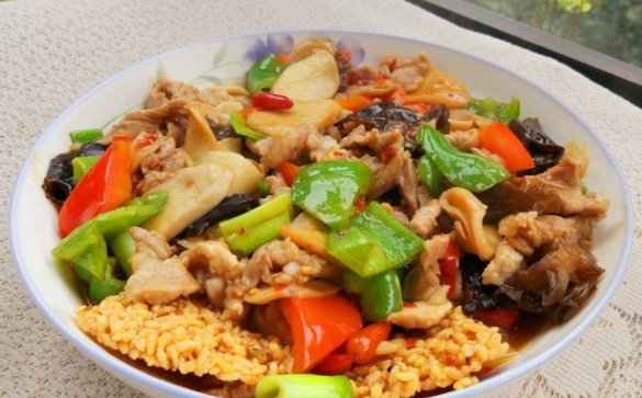  开胃|越吃越开胃的锅巴肉片，酸甜肉片配锅巴，米饭一碗接一碗