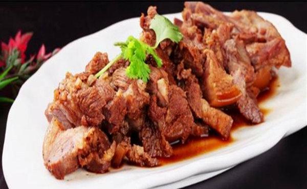  不再|教你做出好吃的卤羊肉，味道鲜美，让你不再为做羊肉而伤脑筋！