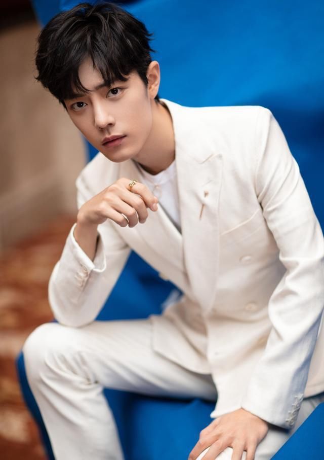  主持人|央视主持人仅仅是为肖战鸣不平？还有另外3层深意，值得思考