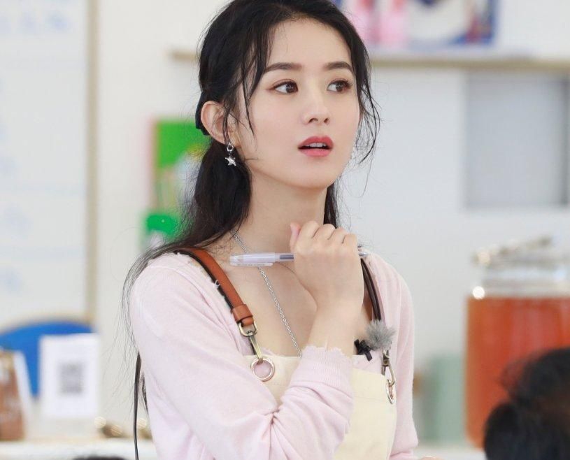  看清|有种“项链”叫赵丽颖的勺子，看清造型后，才懂啥是女明星的体面