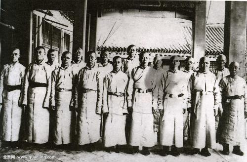 灭亡|这才是真实的晚清，大清灭亡是必然的！