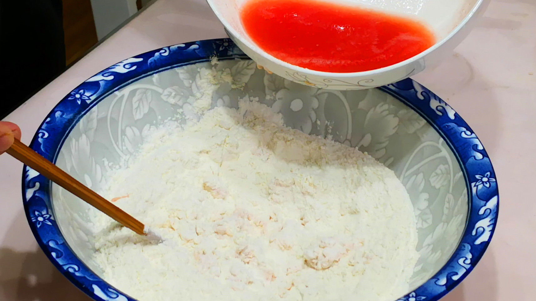  西红柿|夏天用它包饺子最香，不到10块钱做一锅，比三鲜和肉馅都好吃！