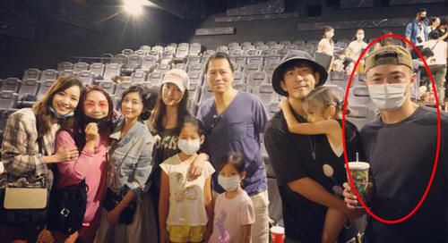  电影|贾静雯等众明星家庭包场看电影，霍建华独自现身未带妻女显落寞