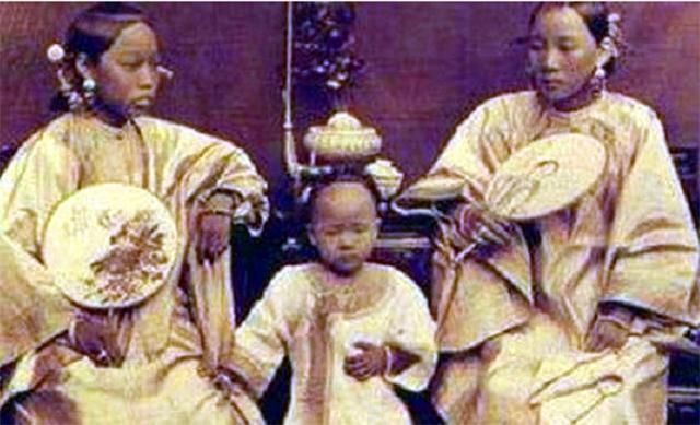  为皇|皇贵妃的存在是否威胁着皇后地位？大小虽一样，含金量却不一样