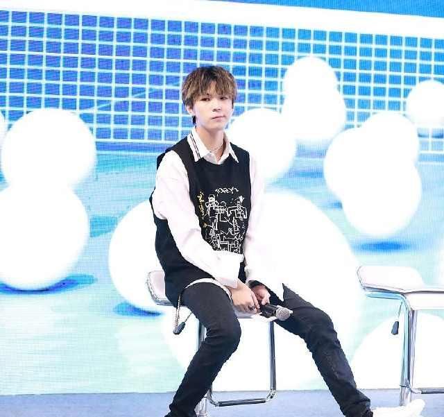 登顶|少年之名最新排名,李希侃登顶,大厂男孩们人气不错