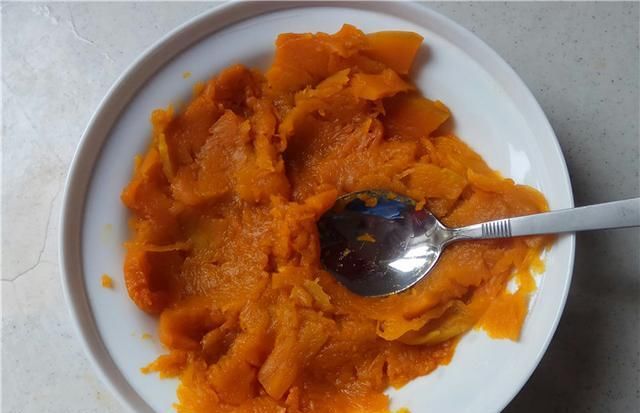  咬一口|早餐做南瓜豆沙饼，香甜软糯，咬一口满嘴香