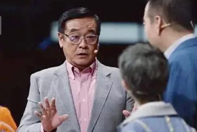  尔冬升|杠上张大大怼哭小鲜肉的尔冬升，为什么偏认为一位网红能成影后？