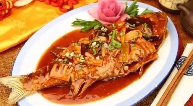 推荐|美食推荐酒香茄子,红烧海鱼,烧汁素鸡,荸荠虾仁的做法