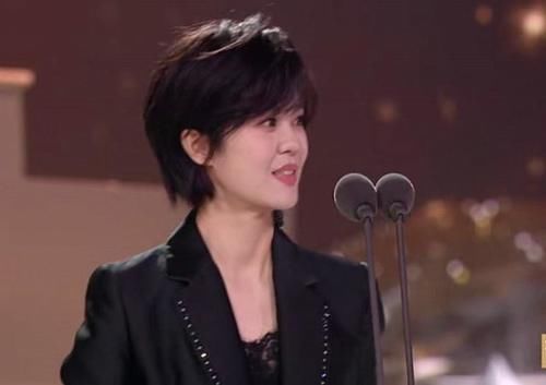  成团之夜|《浪姐》成团名单全揭晓，宁静万茜顺利出道，王霏霏落选让人意外