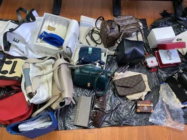 网络游戏|90后入职一年侵吞720余万，奢侈包买了60多个，网络游戏投入70万元