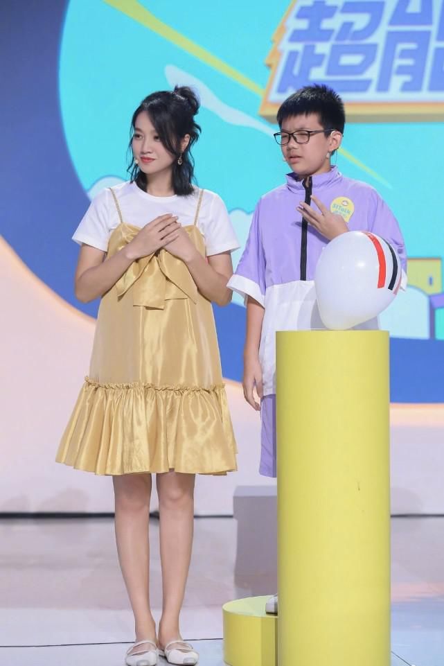  影响|朱丹晒自己二胎孕照，39岁高龄产妇怀孕没有影响，真是逆生长