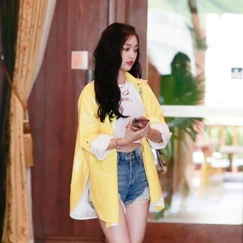  吴宣仪|吴宣仪像极了考试的我上热搜了？是怎么回事