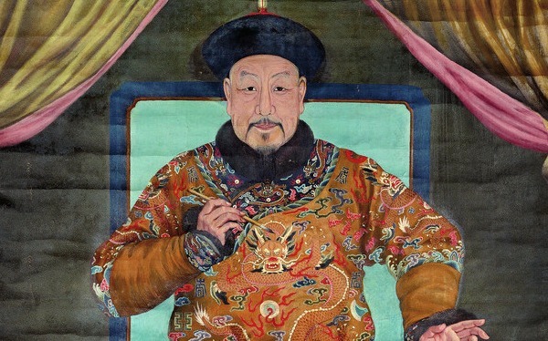 爵位|张廷玉索要封赏，乾隆怒削其爵位，45年后才发现张廷玉的厉害