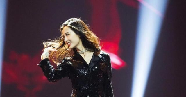 半吊子|王智读不懂赛制不丢人,用半吊子劈叉挑战王霏霏,这是哪来的自信