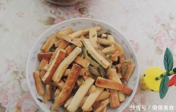  才能|香干要怎么做才能柔软又入味？原来放水有讲究，出锅之后比肉好吃