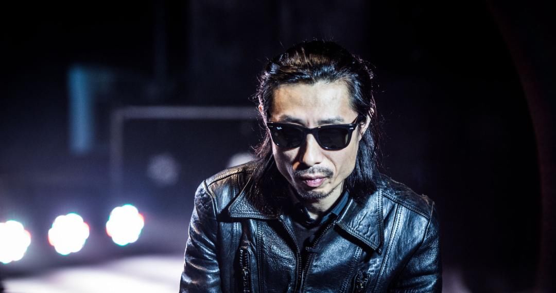  世界|当摇滚乐与交响乐碰撞融合，谢天笑想让世界听到中国摇滚