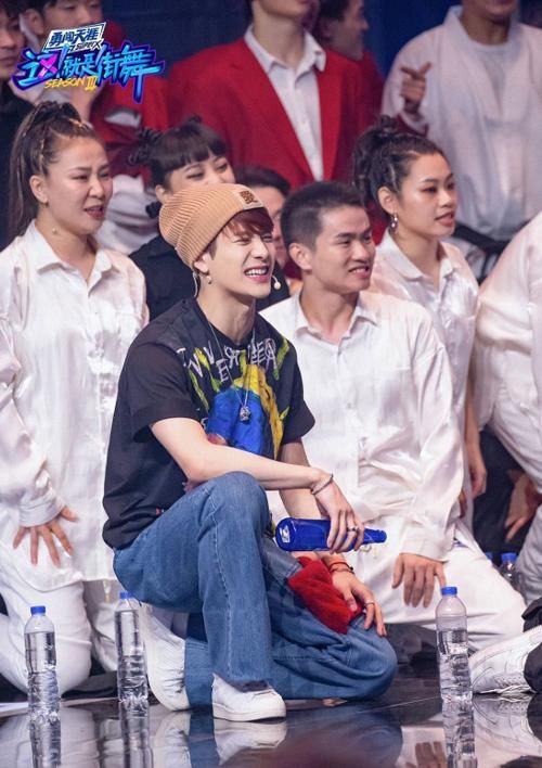  战队|《这街3》决赛战队大秀，王一博战队呼声最高，第一却归了王嘉尔