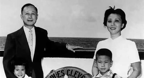  蜜语|赵露思新剧《我喜欢你》官宣，与吃货霸总林雨申，开启美食蜜语