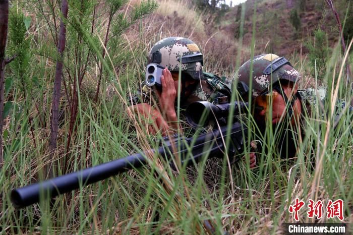 练兵|甘肃武警烈日大练兵 锤炼官兵野战反恐综合能力