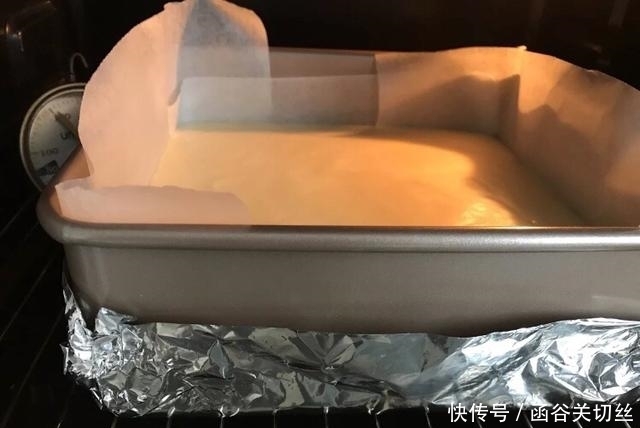 轻松|怎么抖都不回缩的古早蛋糕,奶香十足,烘焙新手也能轻松搞定