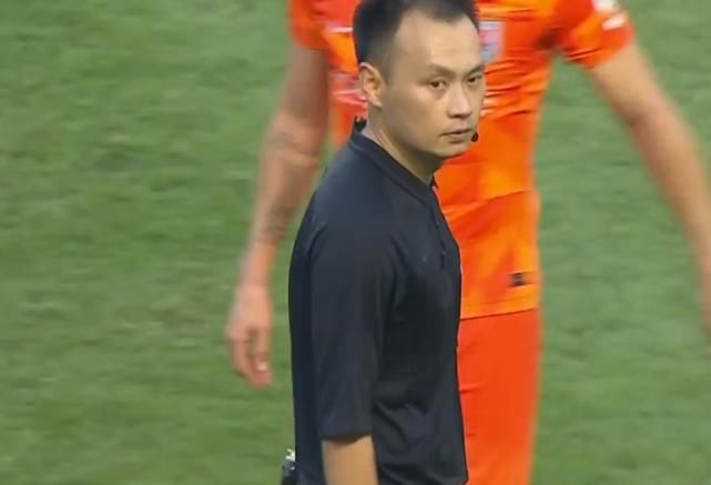 放弃|争都不争!鲁能“放弃”前二,主动对决国安,大战一触即发