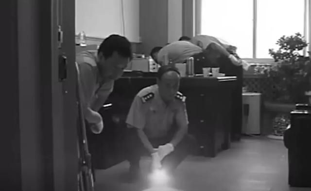  王焕彩|入室强奸案竟现女靴足迹……这些案子咋破的？