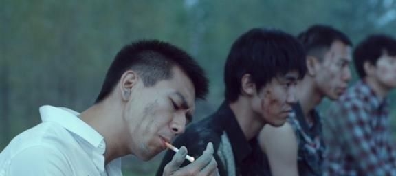  之谜|《抵达之谜》：李现，不太像小镇混混，还可以再粗粝一点！