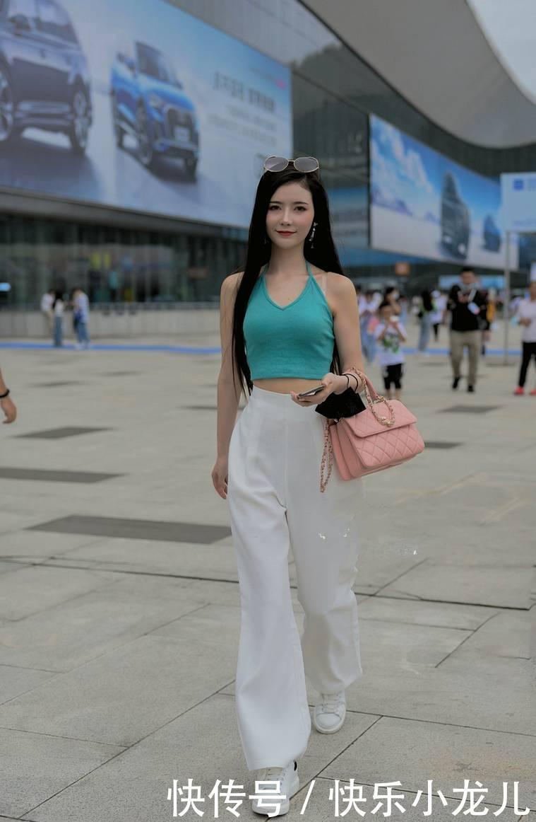 拥有|拥有大长腿不是梦,告别传统穿搭吧,阔腿裤带你引领时尚圈!