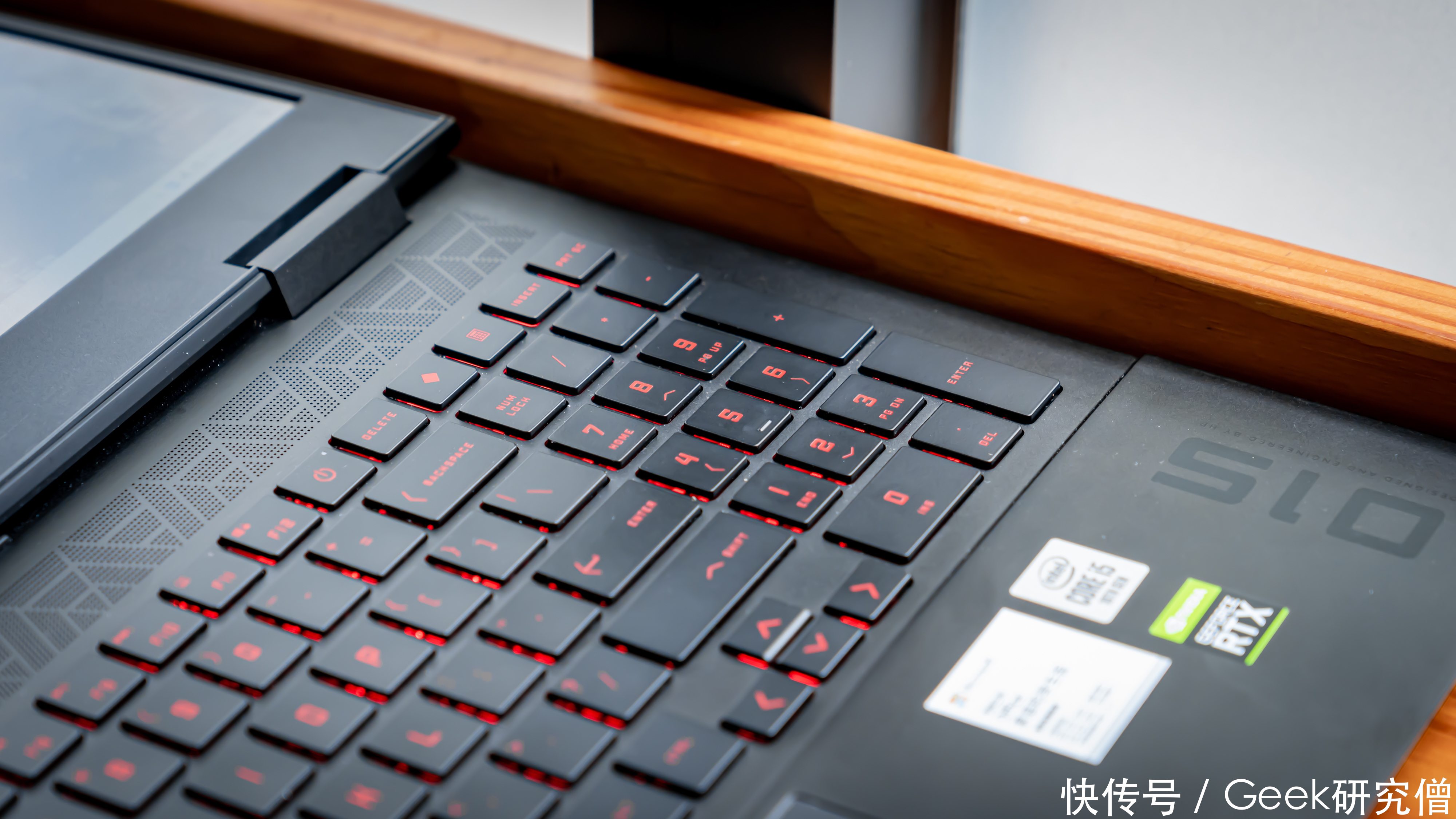 精灵|办公/影音/游戏全能跨界,惠普OMEN暗影精灵6游戏本深度解读