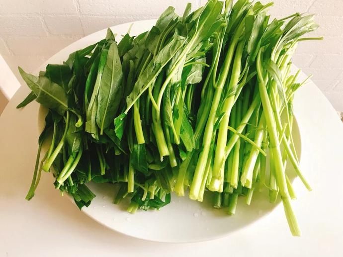 做法|简单快手美味家常菜腐乳空心菜，做法简单味道鲜美，新手一看就会