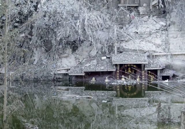 洪水|现场 | 生活在长江边，在洪水过境之后（多图）