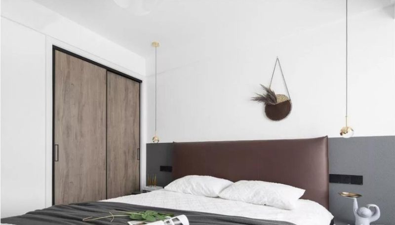  卧室|朋友买的80平米二居室，一共才花7万，这现代风格太美了