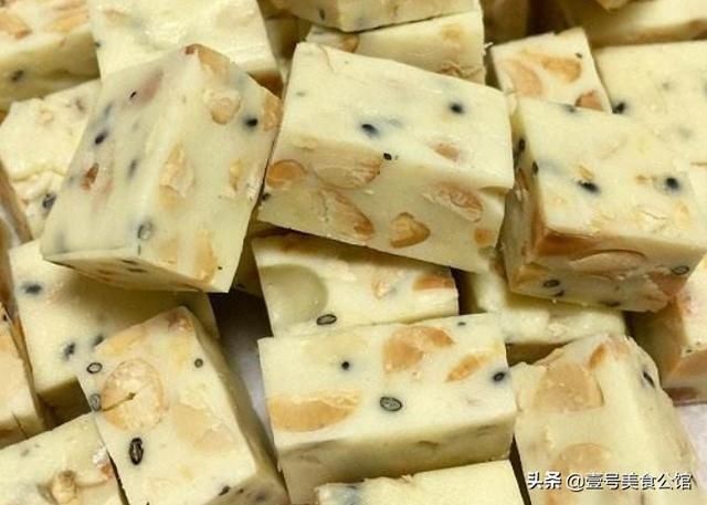 小火慢慢|牛扎糖这样做太简单,甜香味美,营养好吃,满满儿时的回忆