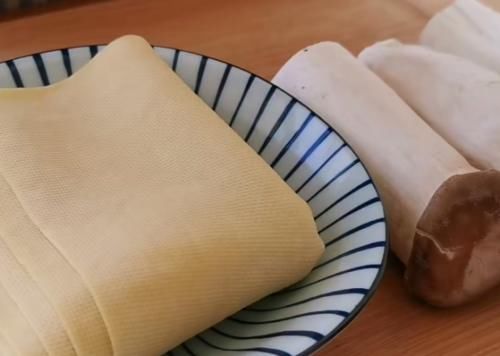 辣味|这才是杏鲍菇最好吃的做法,酸辣味美,营养下饭,不错的凉拌菜