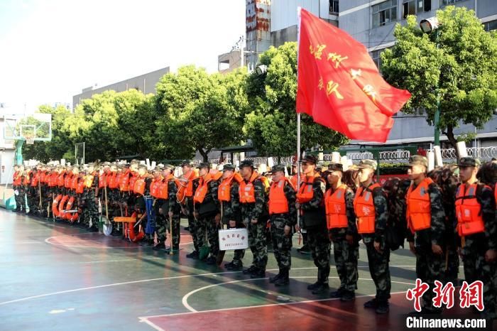 台风|浙江温州启动防台风Ⅱ级应急响应 武警官兵加强战备