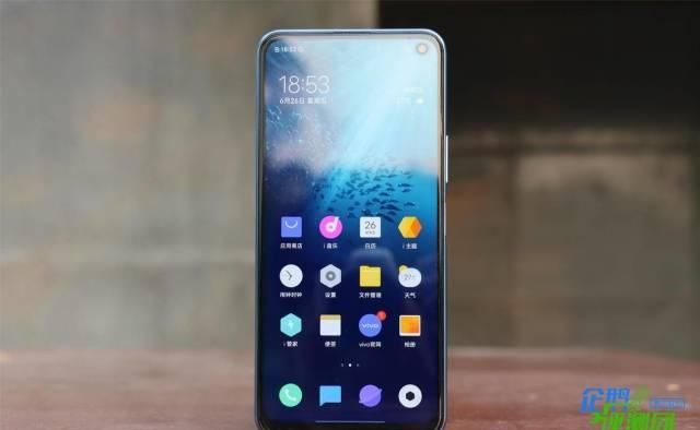 时代|iQOO Z1x评测:5000mAh超大电池,5G时代的续航小钢炮