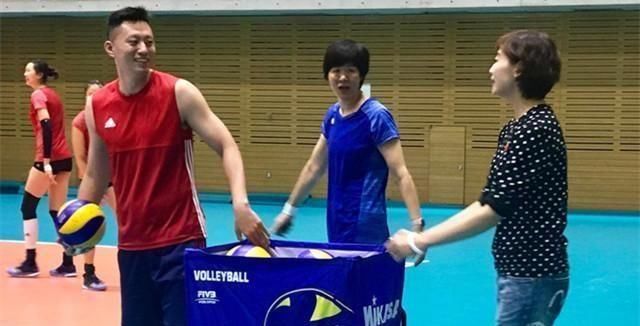 奥运会|郎平明年退休后如果被外国聘请执教，将会有什么结果？答案其实很简单