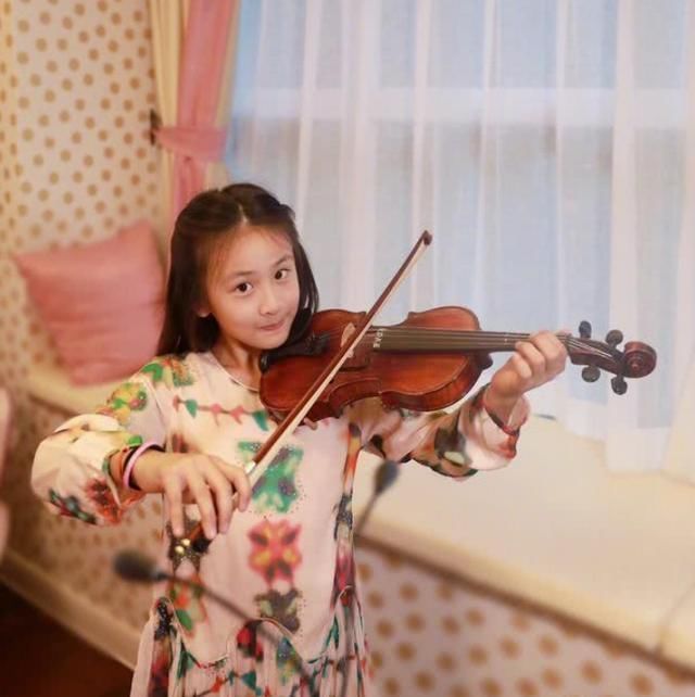 要学|森碟拉小提琴打网球,田亮被吐槽,“别人家的孩子”要学三课