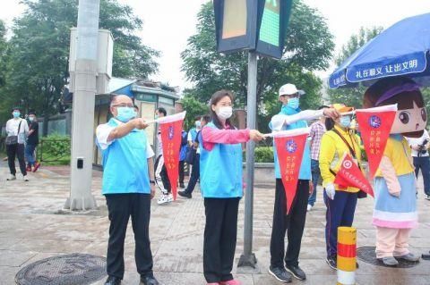 市民群众|顺义启动文明路口引导“百日大战”