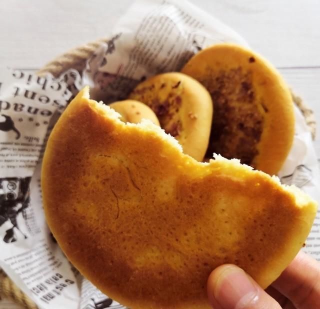 牛奶|烤箱自制小烤饼,外脆里软,香气扑鼻,比面包简单,比馒头有味