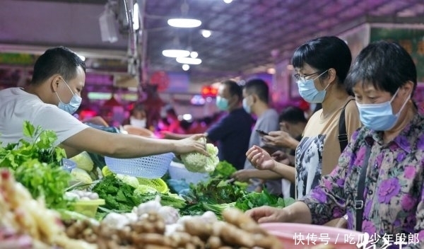 老广|图集 欢度中秋除了月饼还有啥好吃的？老广笑了！