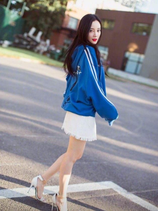  喜欢|李小璐真喜欢穿嘻哈风，穿迷彩服装跳舞，不去《姐姐》可惜了