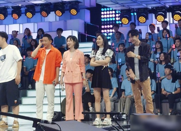  解气|杜华直言赵丽颖再厉害也得背王一博，颖宝脱口而出一句话，超解气