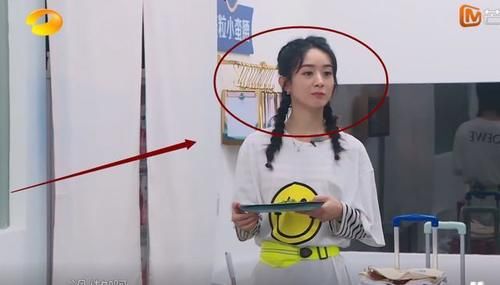  墨迹|赵丽颖嫌大厨墨迹，生气回房间，小声嘟囔却被录下来：真不敢相信
