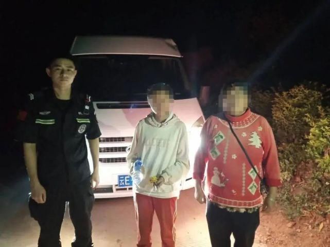  楚雄|15岁少女深夜上了出租车，却被送到派出所，背后行为暖爆了！