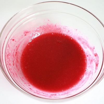  吉利丁片|竹炭覆盆子奶冻卷