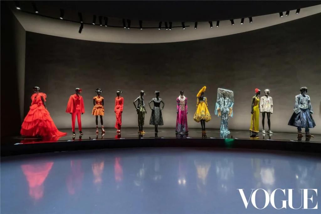 裙子|全世界最美的裙子,都藏在这个展览里