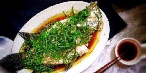 锅里热油|年夜饭, 我家必备8菜一汤, 做法一目了然, 好吃到让家人停不了嘴