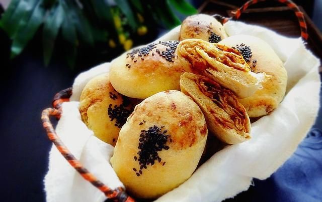 甜香|这红糖烧饼我每周必做,可以烤,可以烙,多层暄松又甜香,特好吃