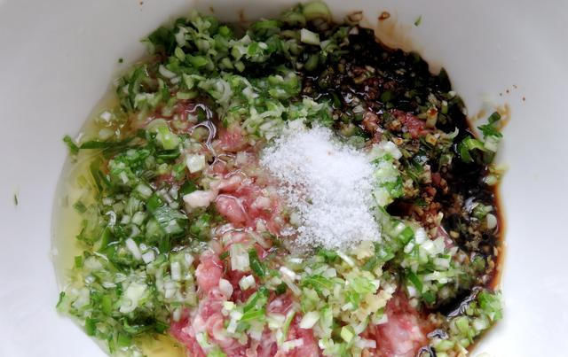 饺子|夏天出汗多身体虚,多吃这馅饺子,一咬满口汤汁,连吃二十才过瘾